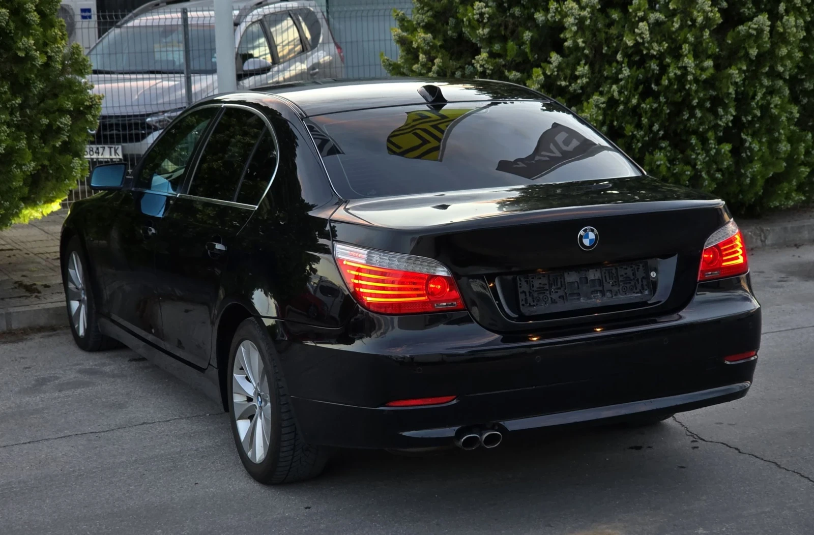 BMW 525 FACELIFT/DISTRONIC, снимка 6 - Автомобили и джипове - 55171460