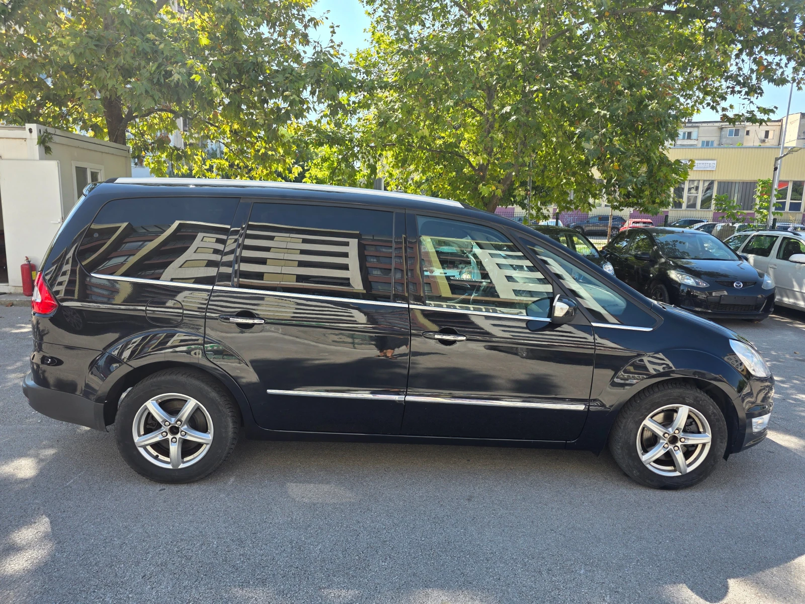 Ford Galaxy 2.0 TDCI TITANIUM, снимка 6 - Автомобили и джипове - 56199606