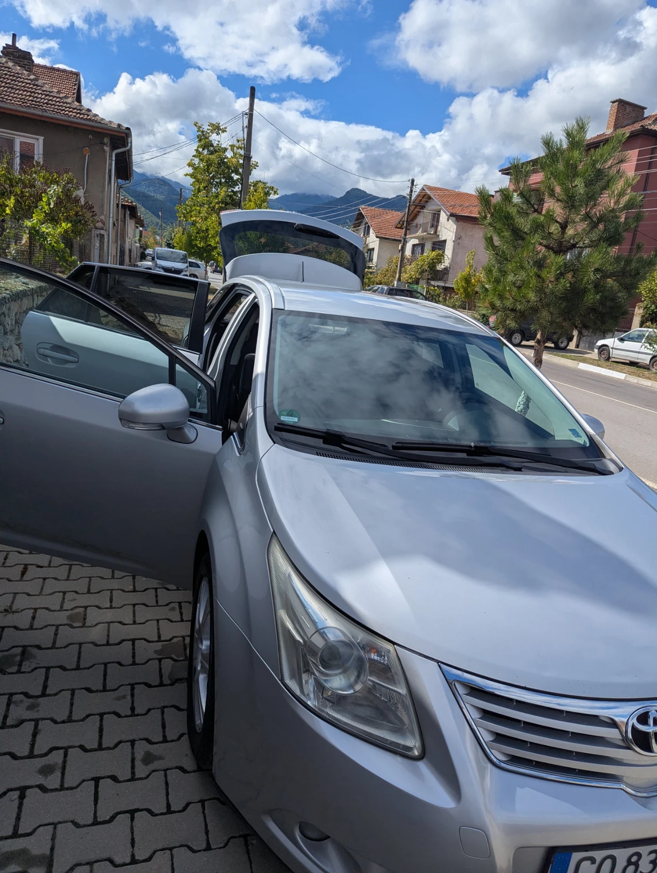 Toyota Avensis, снимка 7 - Автомобили и джипове - 56245474