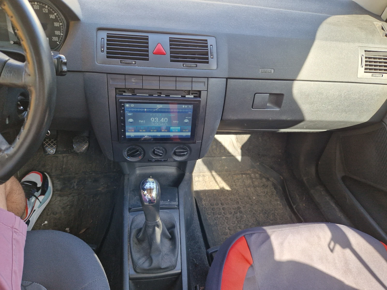 Skoda Fabia, снимка 7 - Автомобили и джипове - 56245842