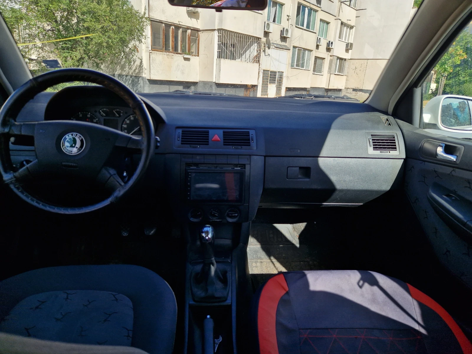 Skoda Fabia, снимка 11 - Автомобили и джипове - 56245842