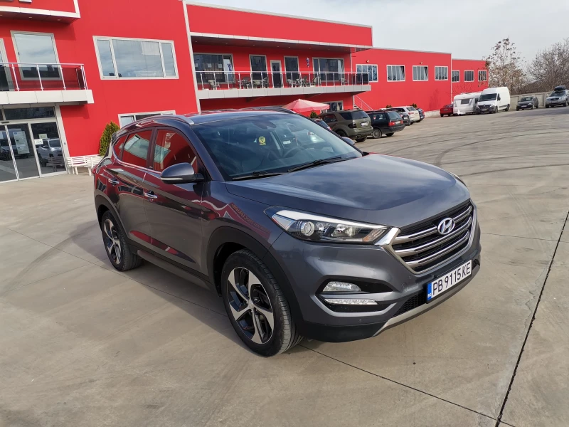 Hyundai Tucson 1.7 CRDI-Xpossible, снимка 7 - Автомобили и джипове - 49543375