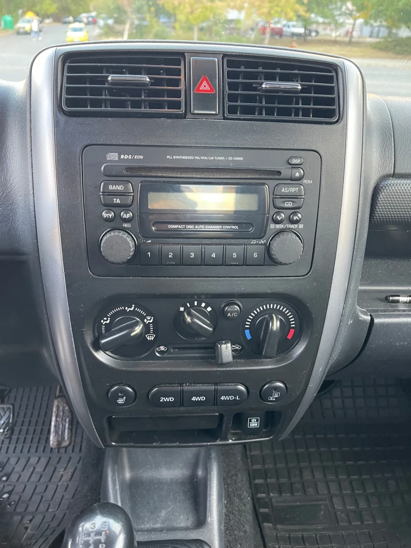Suzuki Jimny 1.3 2014 Климатик НОВ ВНОС, снимка 10 - Автомобили и джипове - 52960729