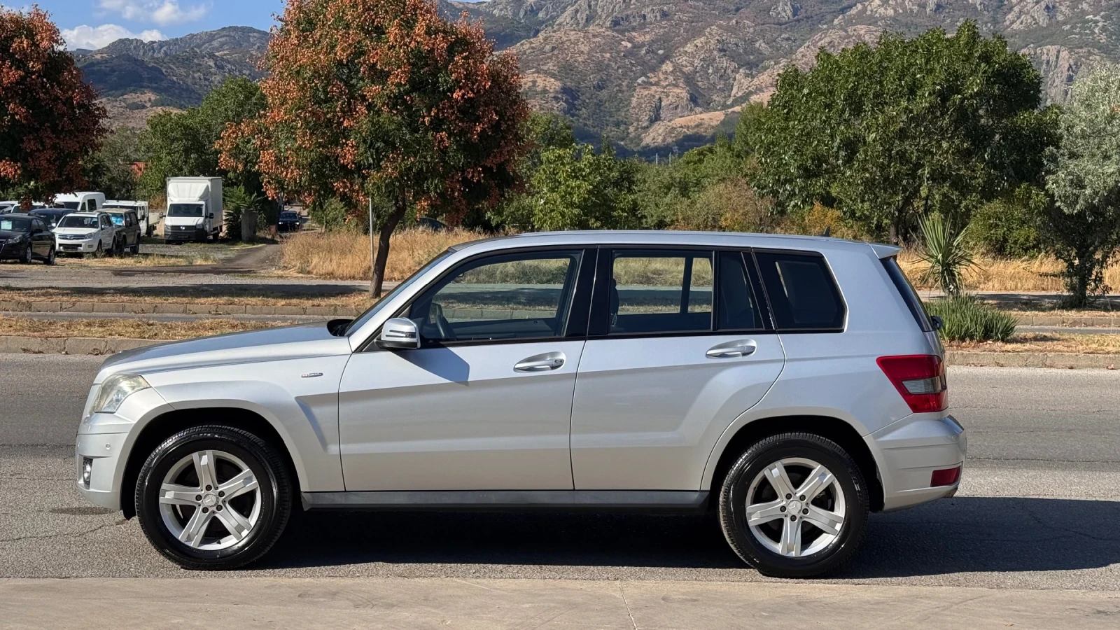 Mercedes-Benz GLK 220CDI 4MATIC 170ps * BlueEfficiency* , снимка 2 - Автомобили и джипове - 43657617