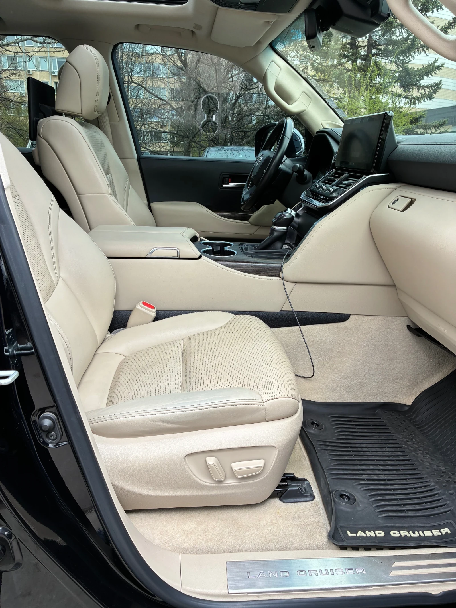 Toyota Land cruiser 300 V6 - изображение 6