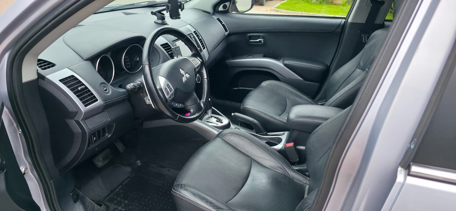 Mitsubishi Outlander  - изображение 2