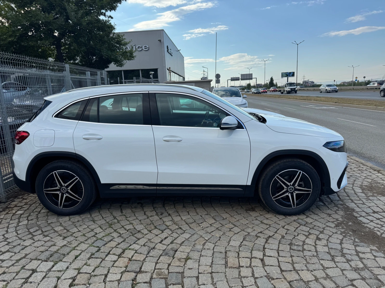 Mercedes-Benz EQA 250/Progresive/Navi/Led/Mbux - изображение 7