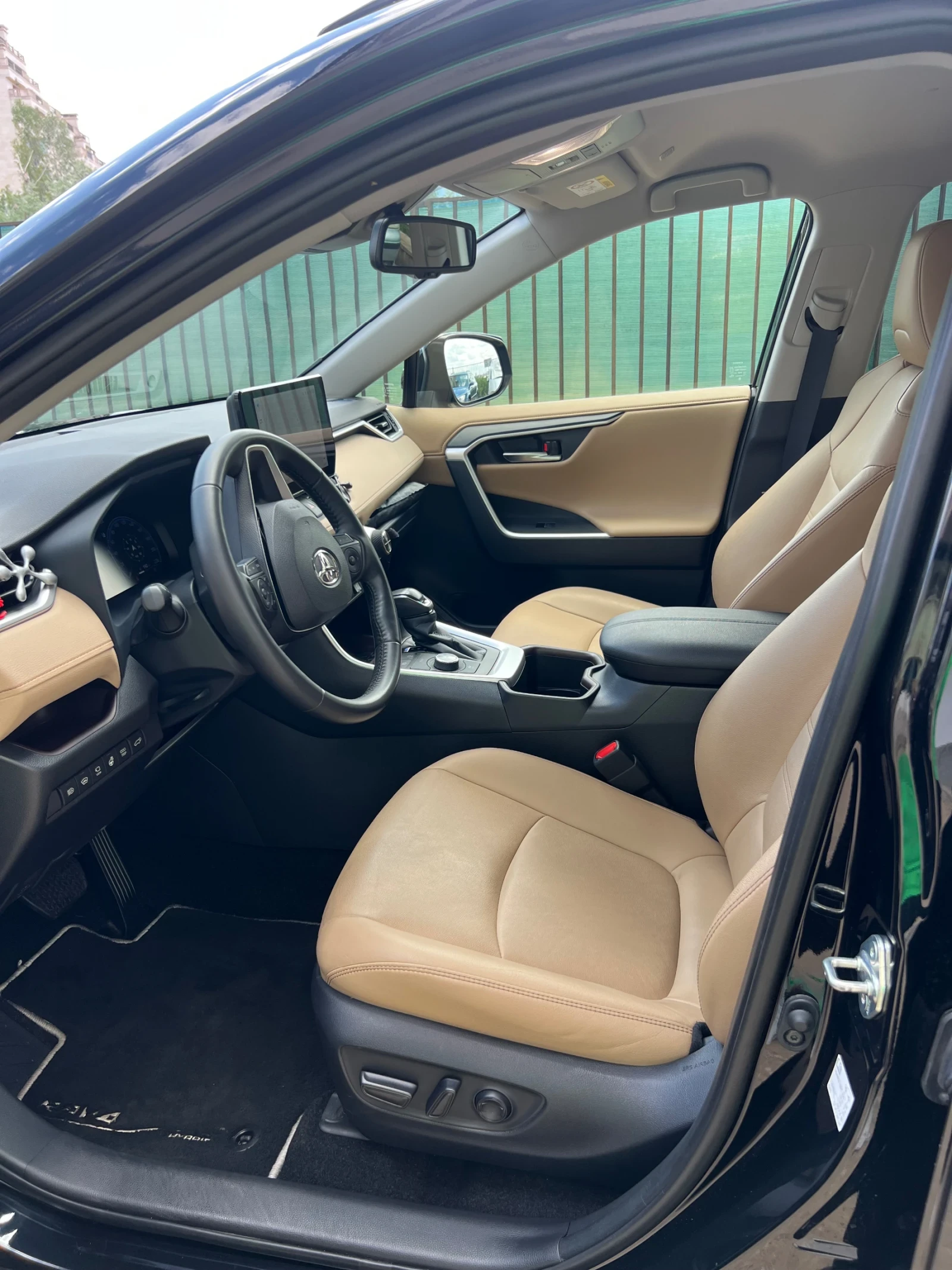 Toyota Rav4 Hibrit  - изображение 8