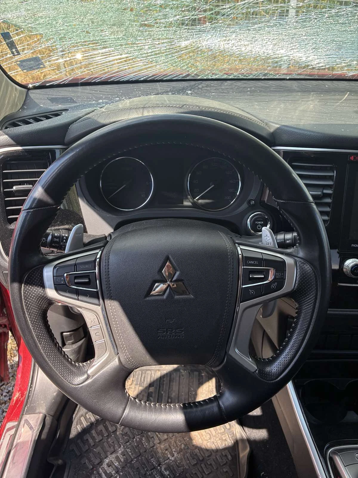 Mitsubishi Outlander  - изображение 3