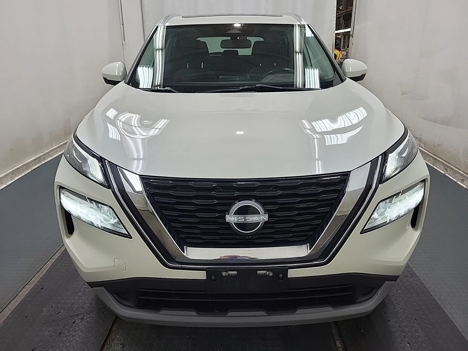 Nissan Rogue SV MOONROOF С РЕГИСТРАЦИЯ & АВТО КРЕДИТ - изображение 3