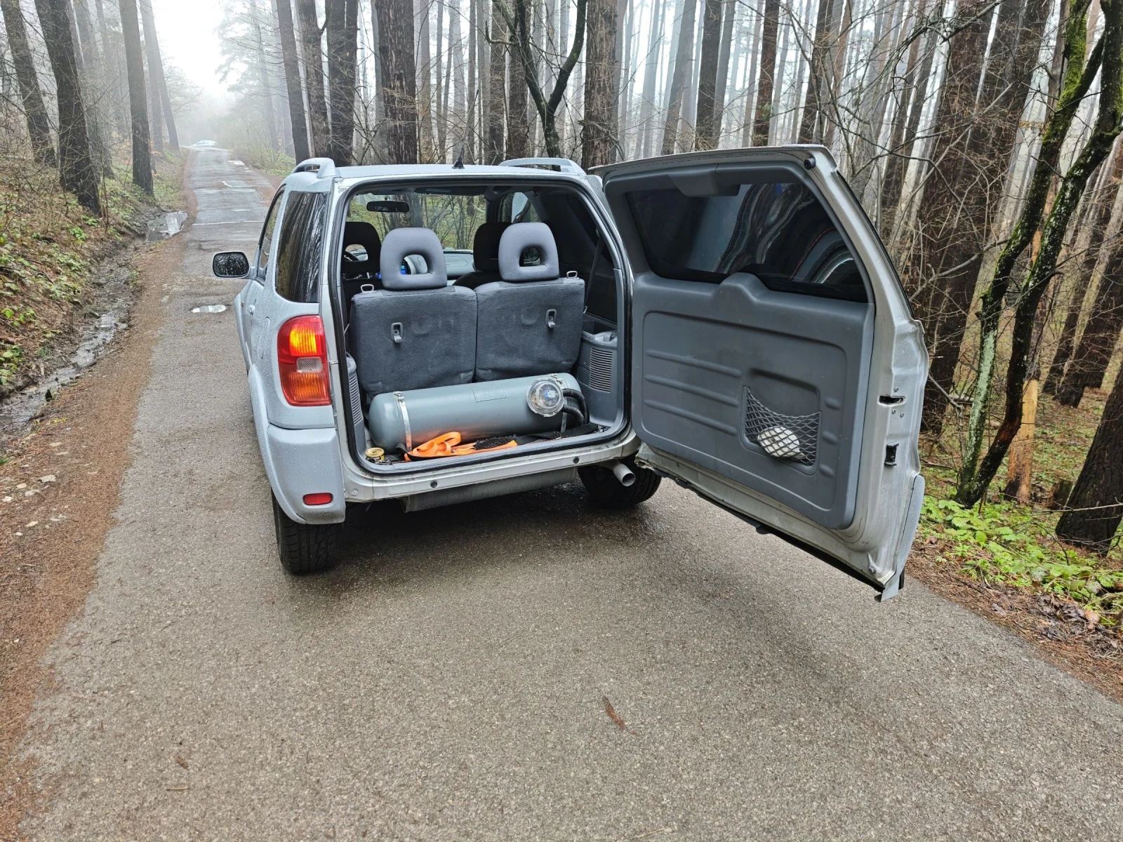 Toyota Rav4 газ, раптор, 2.0vvti, снимка 5 - Автомобили и джипове - 54076466