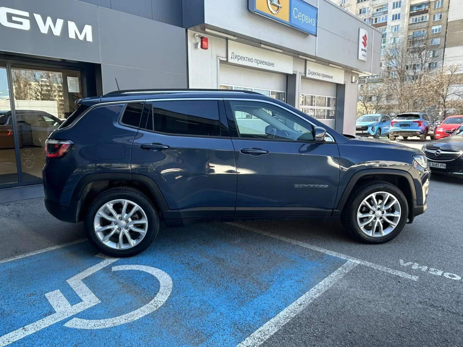 Jeep Compass Compass Limited Automatik, снимка 2 - Автомобили и джипове - 54195429