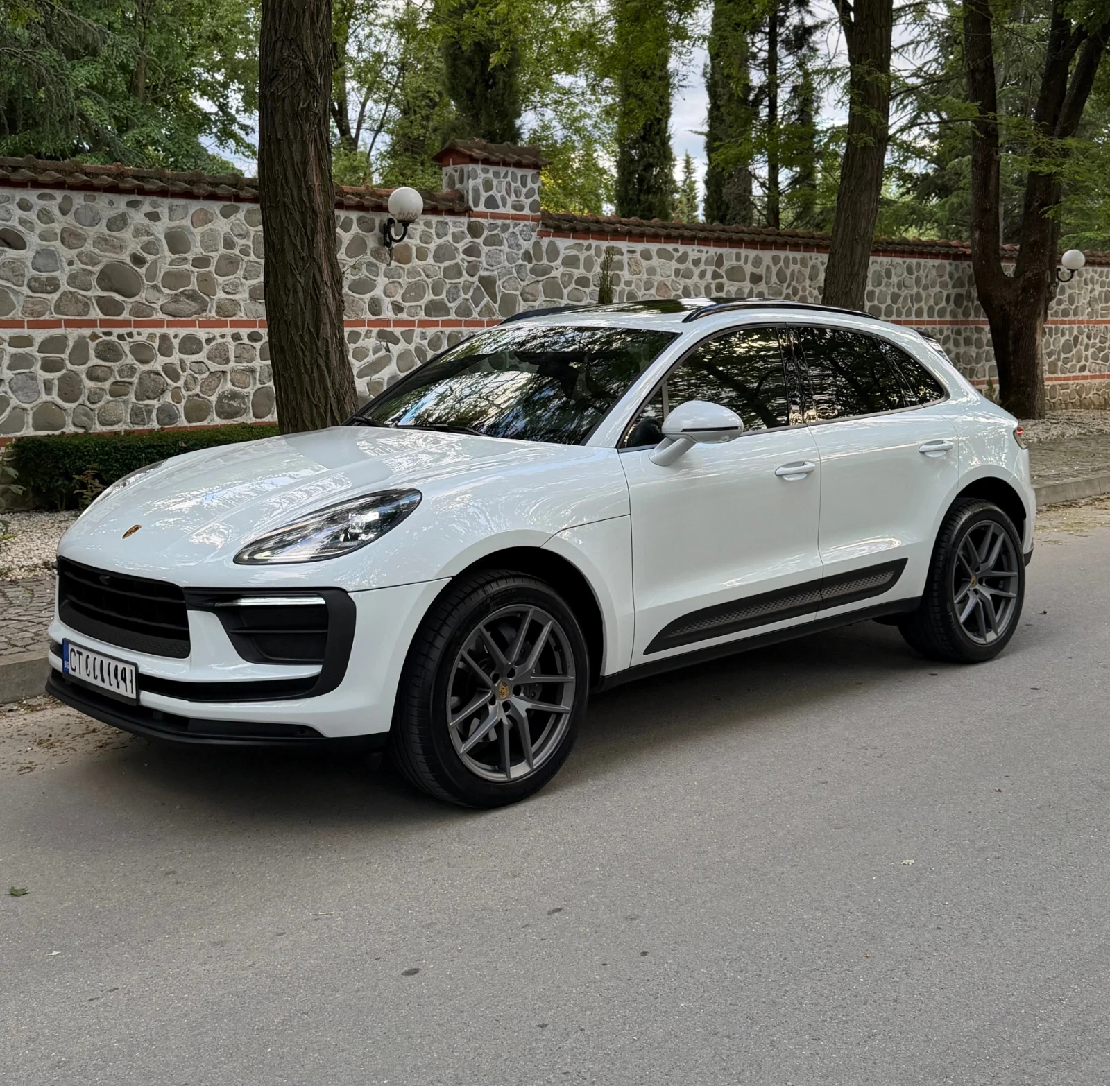 Porsche Macan 2.0T, снимка 4 - Автомобили и джипове - 54585504
