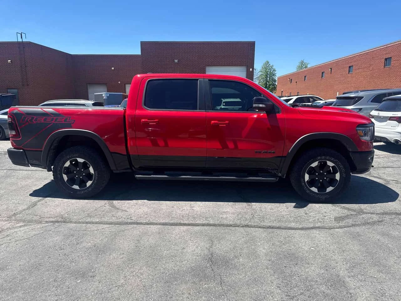 Dodge RAM 1500 * Rebel * АВТОКРЕДИТ БЕЗ ПЪРВОНАЧАЛНА ВНОСКА* , снимка 3 - Автомобили и джипове - 54639490