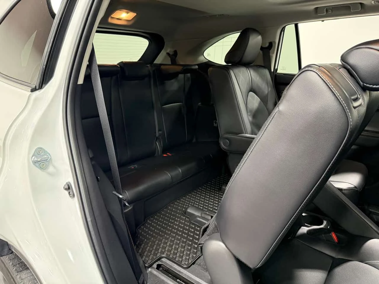 Toyota Highlander Hybrid Limited AWD  CARFAX, снимка 7 - Автомобили и джипове - 54679710