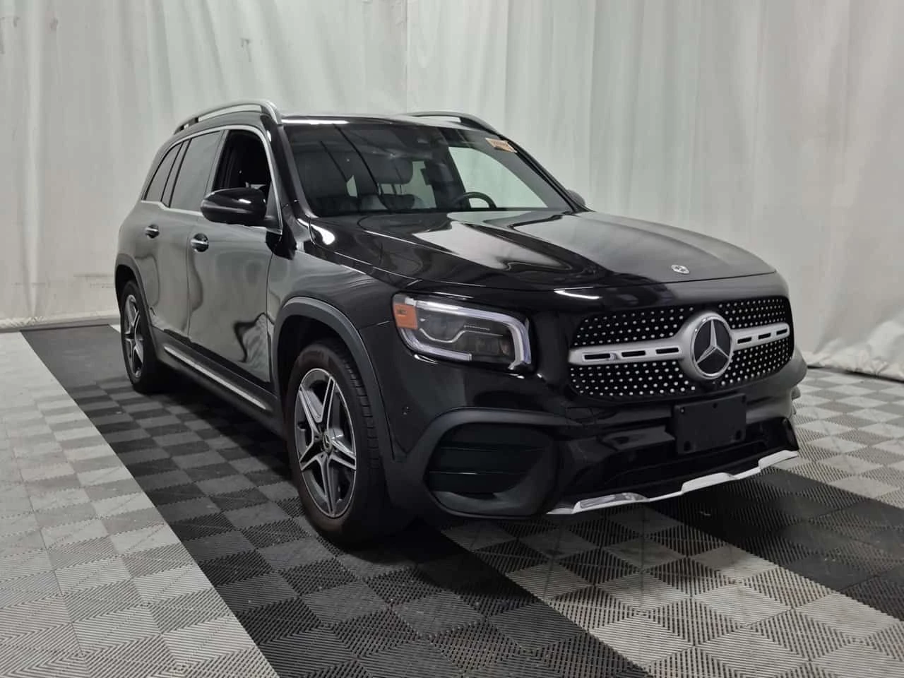 Mercedes-Benz GLC 250 * AMG Line * CARFAX * От Mercedes * , снимка 2 - Автомобили и джипове - 55319563