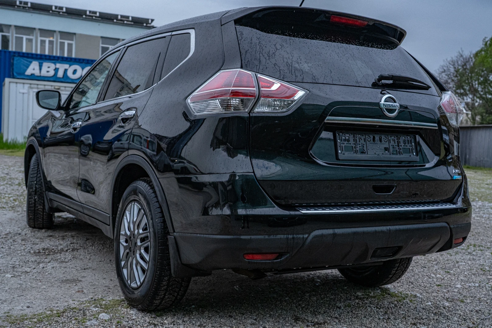 Nissan Rogue SPORT, снимка 4 - Автомобили и джипове - 55395639