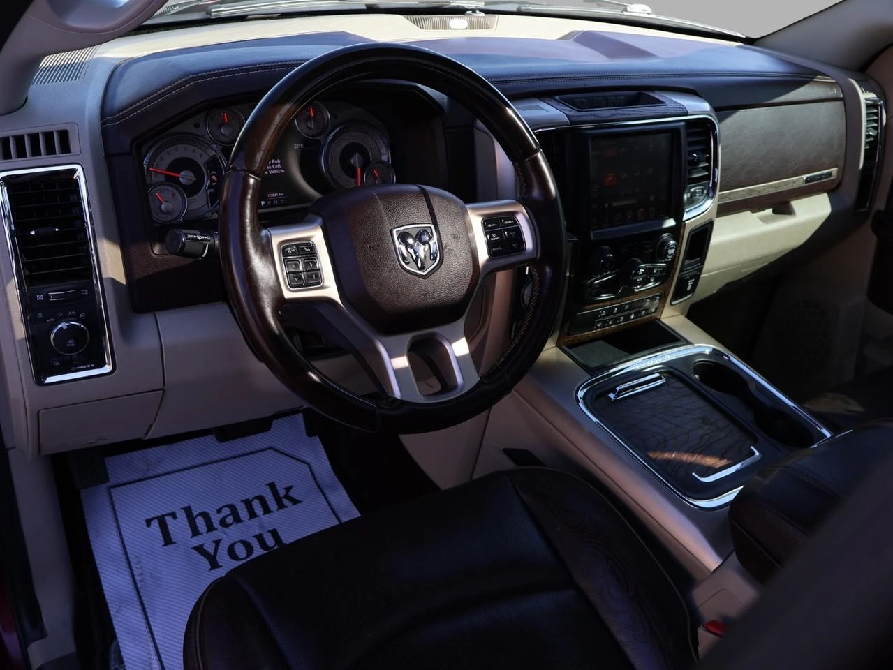 Dodge RAM 1500 Longhorn Crew Cab | HEMI | 4x4 | Alpine Audio, снимка 8 - Автомобили и джипове - 55559942