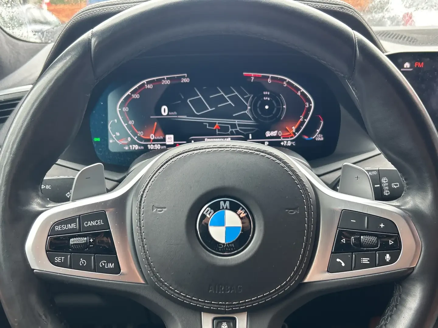 BMW X7 40i* M* SPORT* HARMON* KARDON* ДИСТРОНИК* 360КАМЕР, снимка 11 - Автомобили и джипове - 55979954
