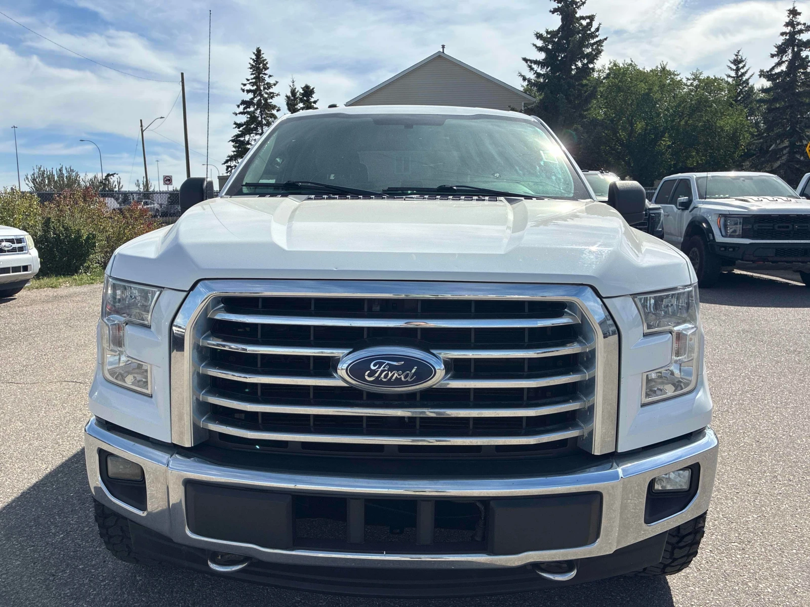 Ford F150  4WD SuperCrew / Carfax / Автокредит, снимка 6 - Автомобили и джипове - 55987123