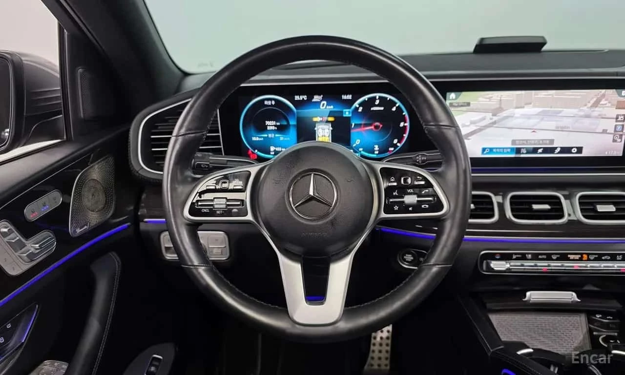 Mercedes-Benz GLE 400 d 4MATIC * Coupe * AMG * Обдухване * Head Up *  , снимка 13 - Автомобили и джипове - 56248787