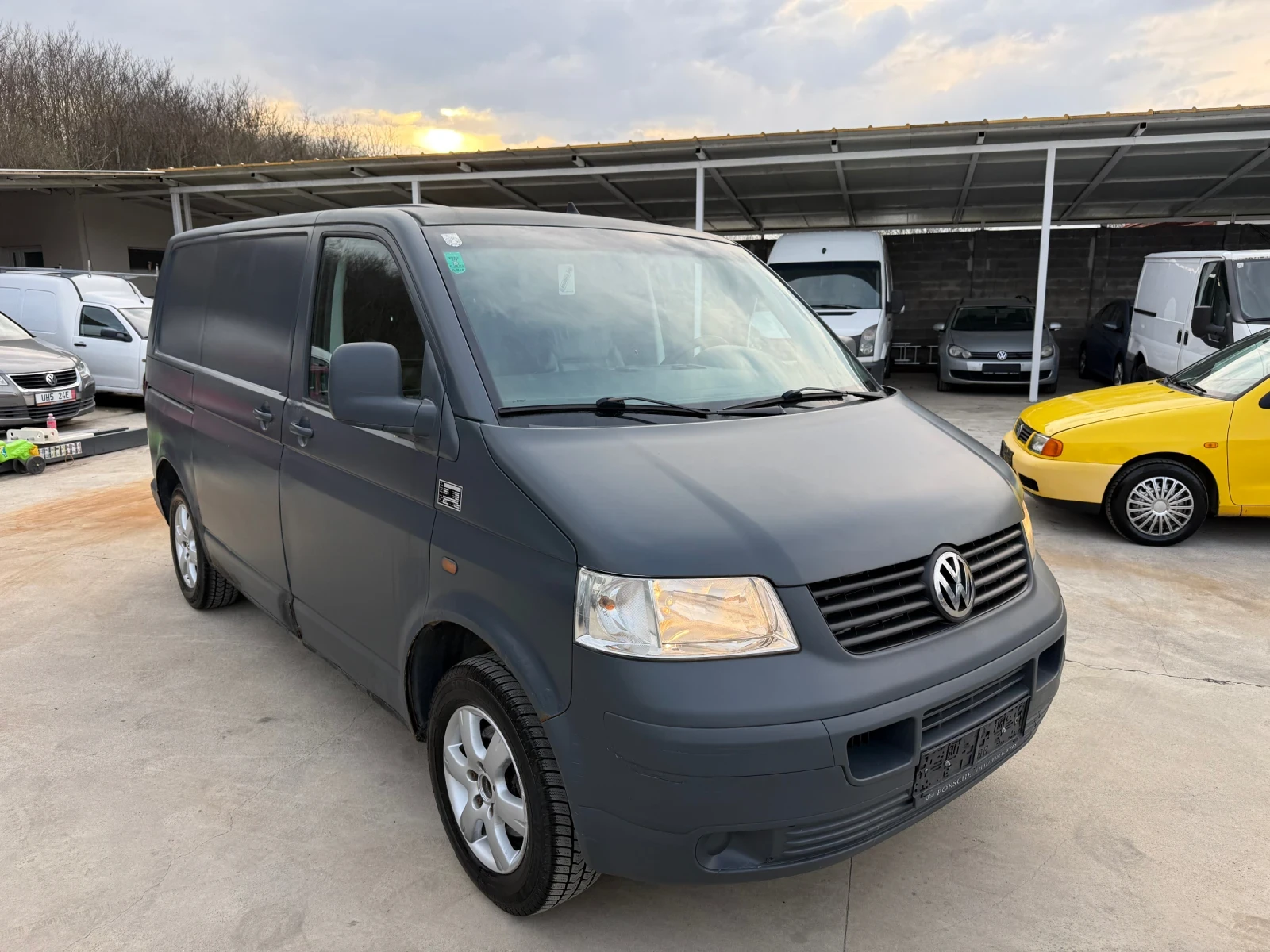 VW T5 1.9TDI 2 СТРАНИЧНИ ВРАТИ, снимка 3 - Бусове и автобуси - 54039894