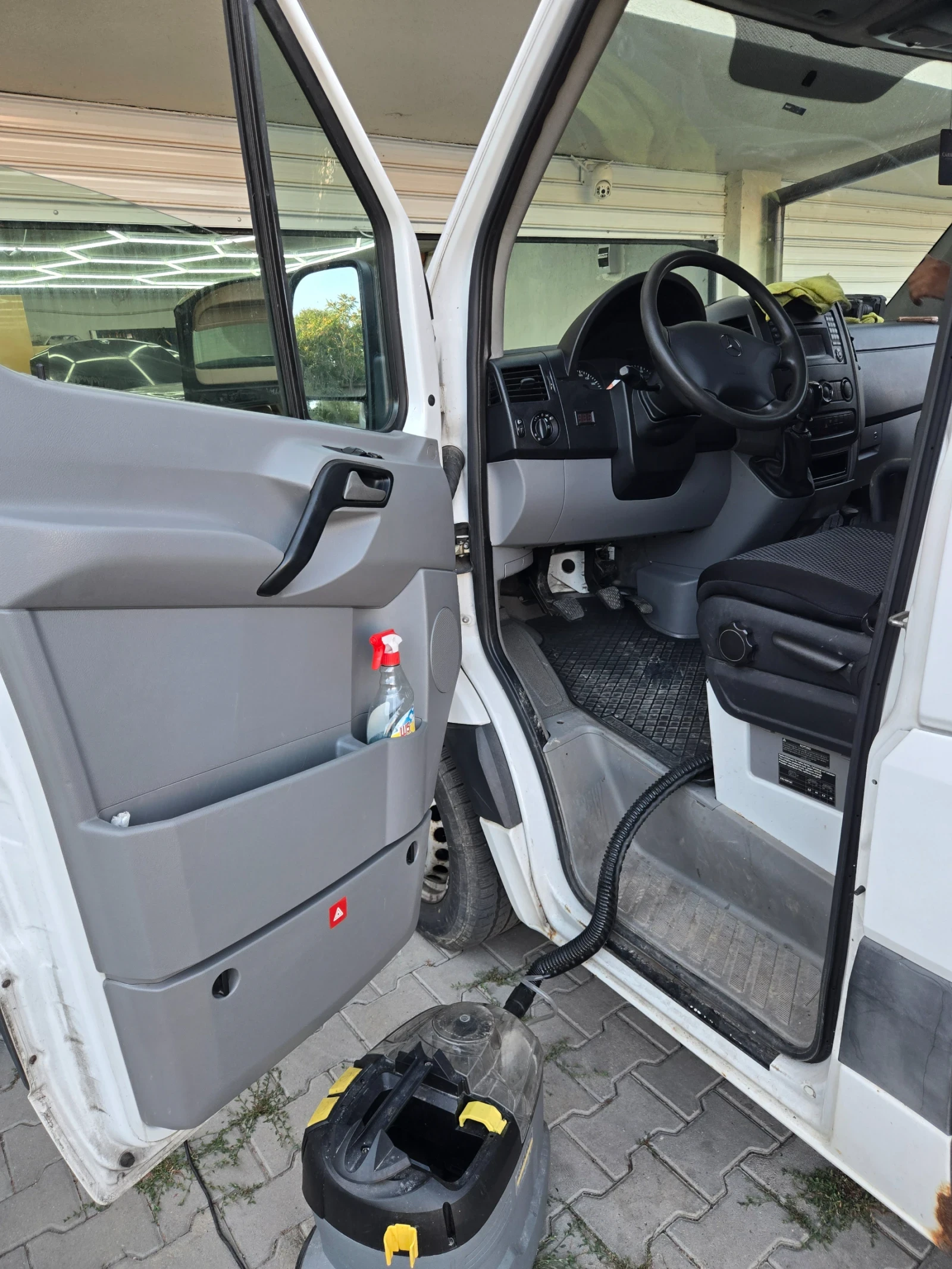 Mercedes-Benz 313, снимка 3 - Бусове и автобуси - 56216929