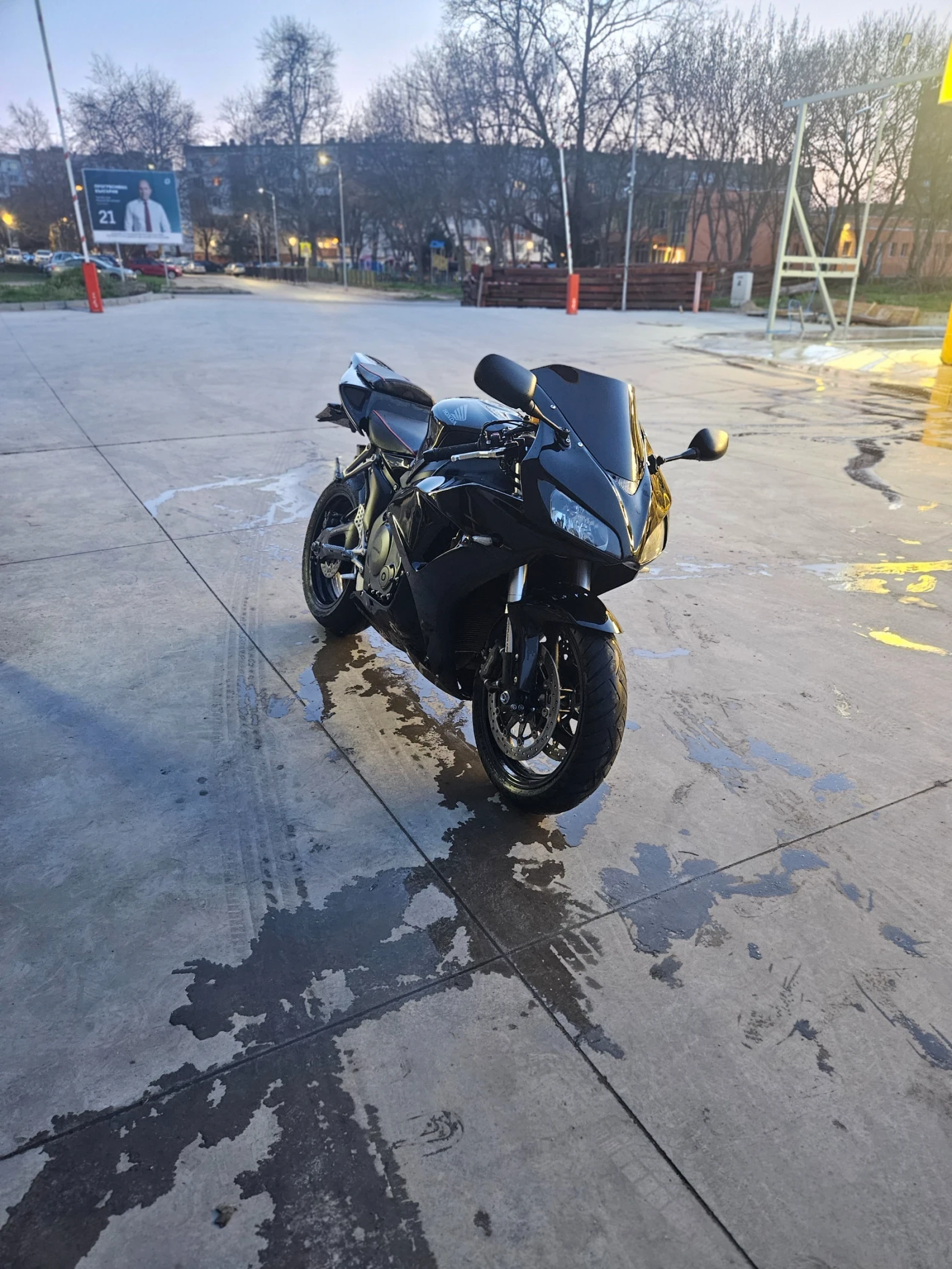 Honda Cbr 1000rr, снимка 4 - Мотоциклети и мототехника - 54272483