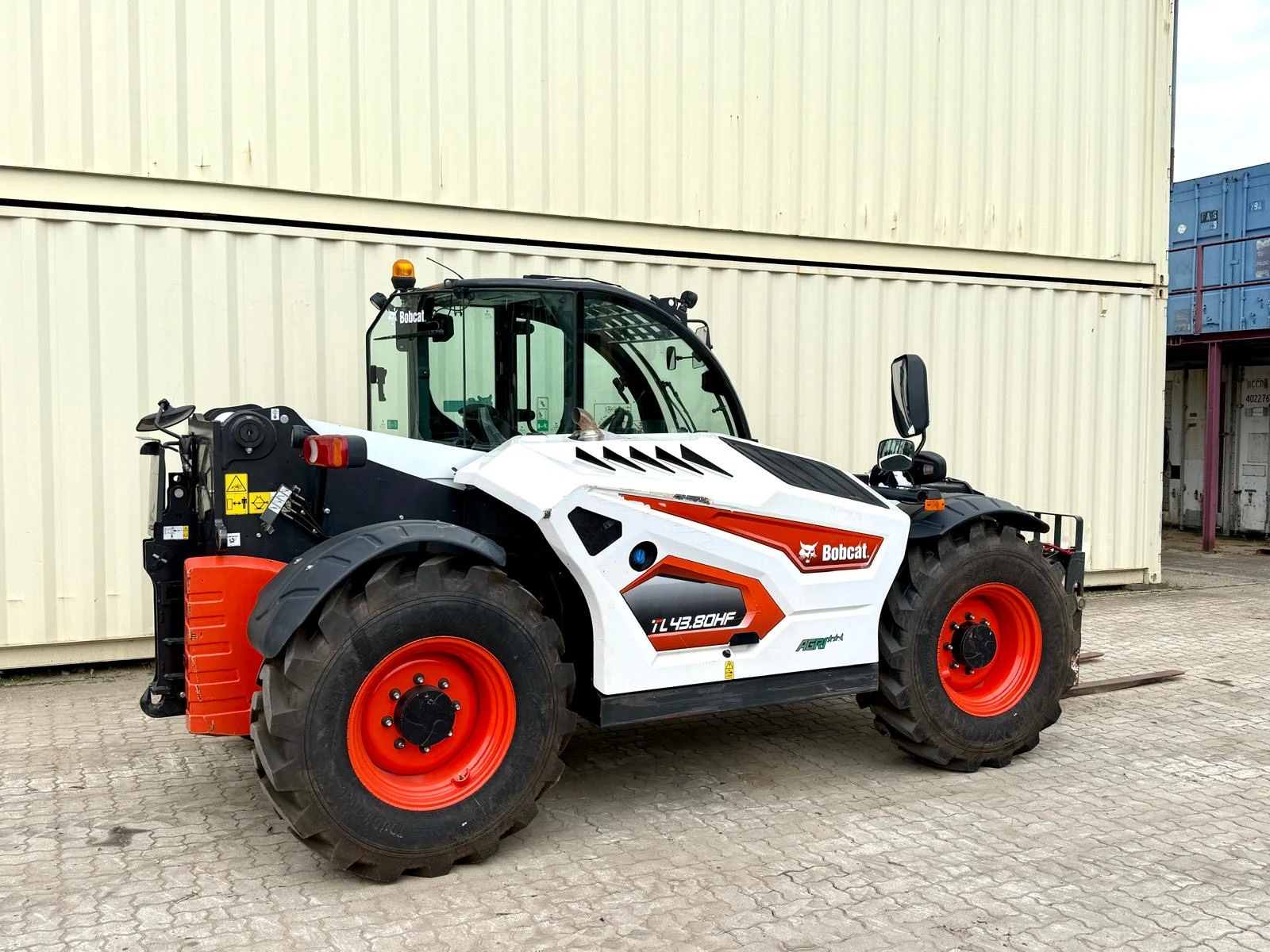 Телескопичен товарач Bobcat TL 43.80 HF AGRI ЛИЗИНГ, снимка 4 - Селскостопанска техника - 55191540