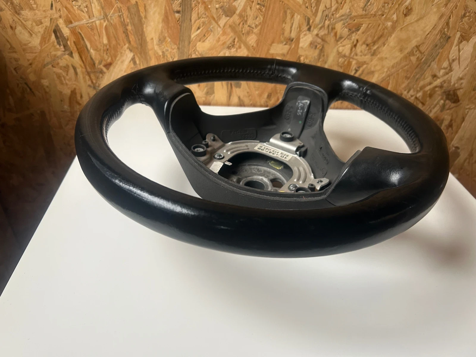   AUDI A3 (8L1)  (1996 - 2003)    10 1347.99     8Z0  | Mobile.bg   3