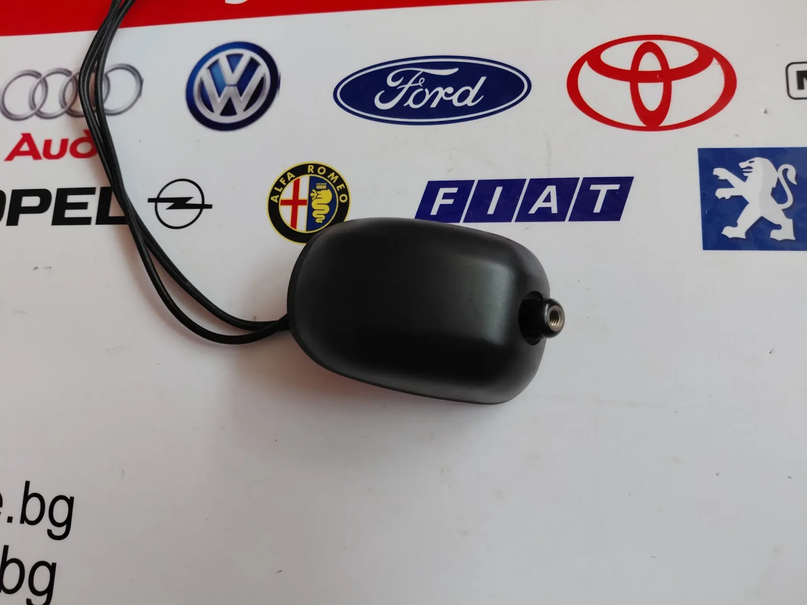Основа за антена SUZUKI IGNIS III, снимка 2 - Части - 54678407