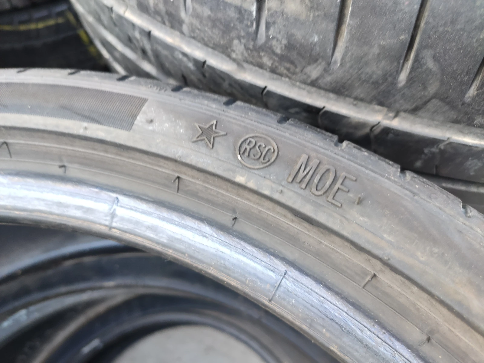 Гуми Летни 275/30R20, снимка 10 - Гуми и джанти - 55272393