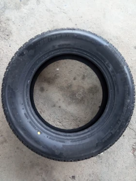 Гуми Зимни 195/65R15, снимка 4 - Гуми и джанти - 49059674