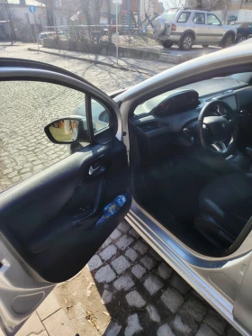 Peugeot 208 1.0 бензин, снимка 10