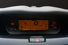 Citroen C4 Picasso 1.6HDI SEDUCTION, снимка 11