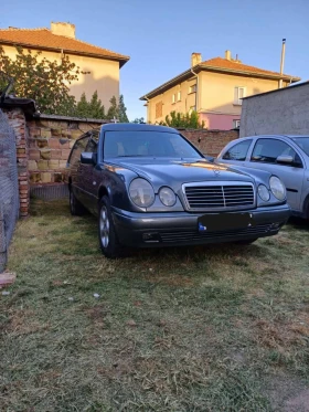 Mercedes-Benz 300, снимка 3