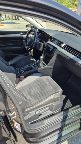 Обява за продажба на VW Passat 2.0TDI R-Line ~40 404 лв. - изображение 10