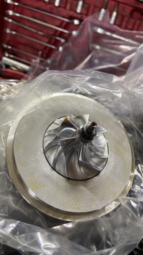 VW Passat Passat 5.5 131hp Highline - 2499 € / 4887.62 лв. - 12407429 16