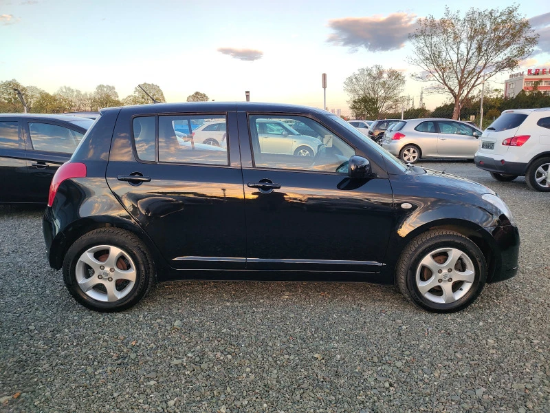 Suzuki Swift 1.3 I.  4x4 , снимка 3 - Автомобили и джипове - 42946672