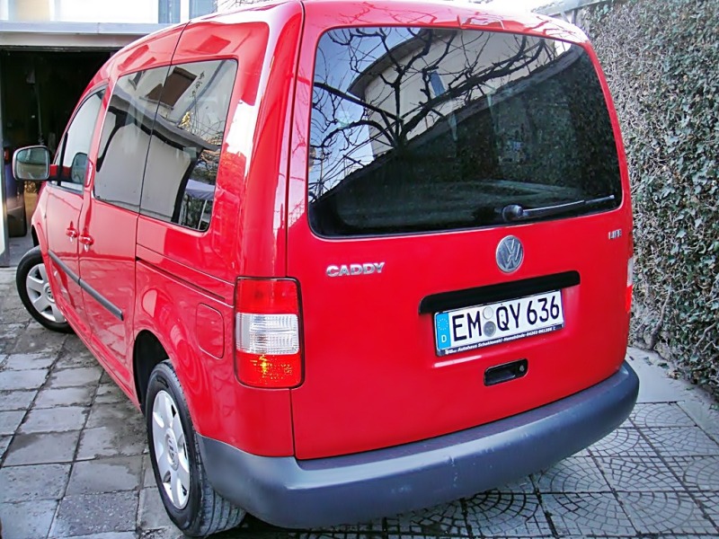 VW Caddy 1.4 ГЕРМАНИЯ, снимка 5 - Автомобили и джипове - 44086478