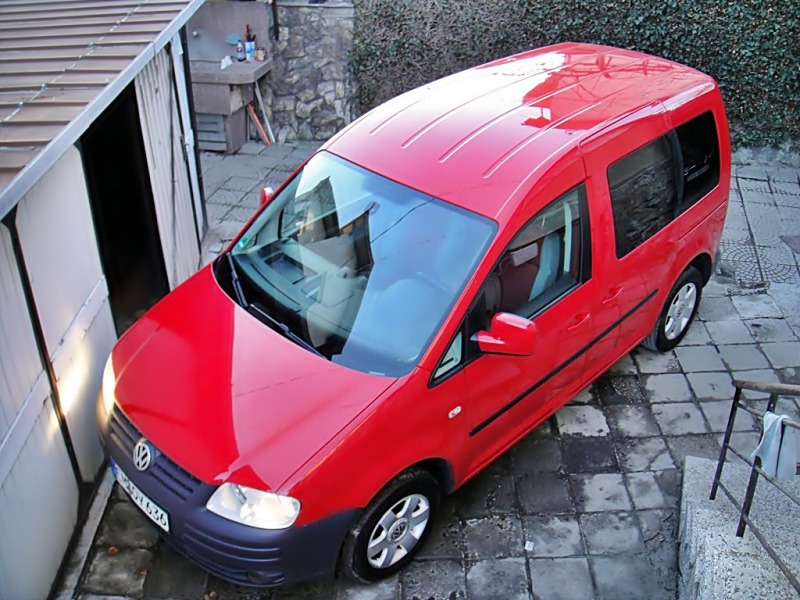 VW Caddy 1.4 ГЕРМАНИЯ, снимка 8 - Автомобили и джипове - 44086478