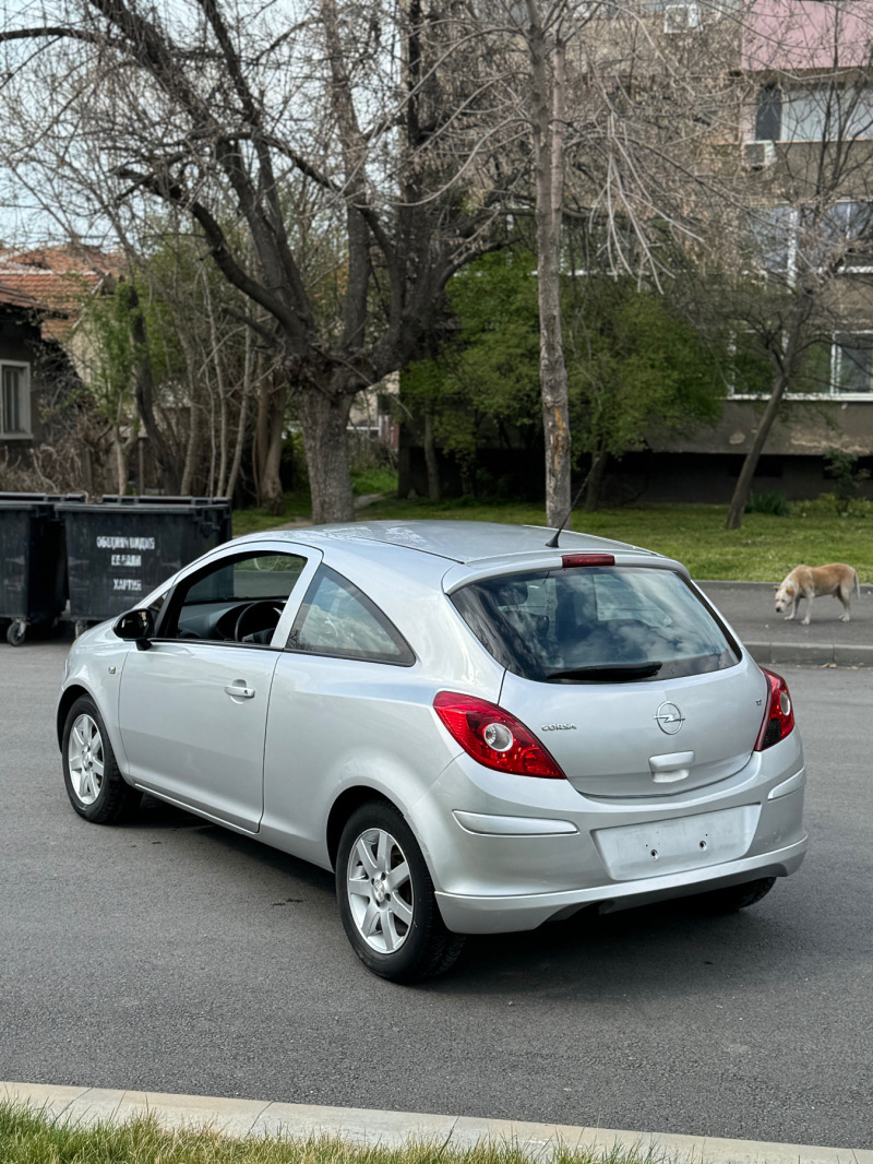 Opel Corsa, снимка 3 - Автомобили и джипове - 45964745