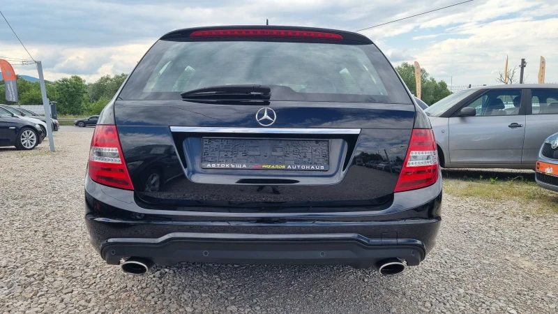 Mercedes-Benz C 350 V6 AMG/PANO/DISTRONIC/4-MATIC/TOP, снимка 6 - Автомобили и джипове - 50460792