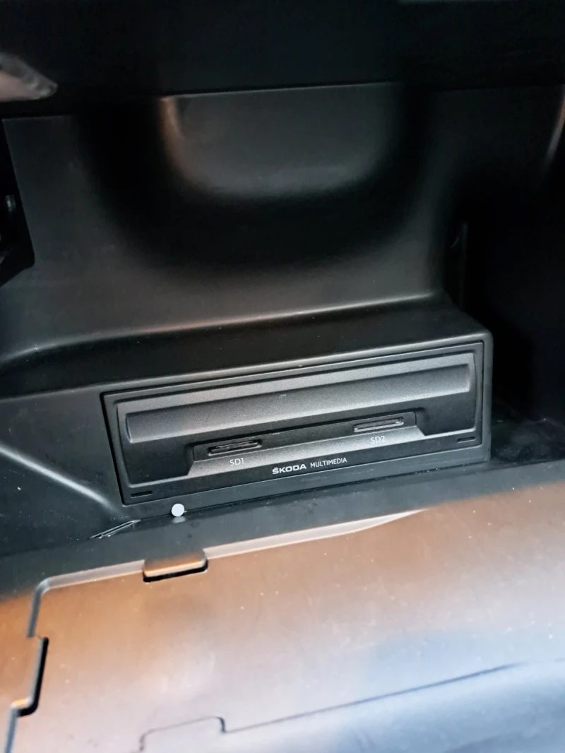 Skoda Rapid MONTE CARLO, снимка 17 - Автомобили и джипове - 52641156