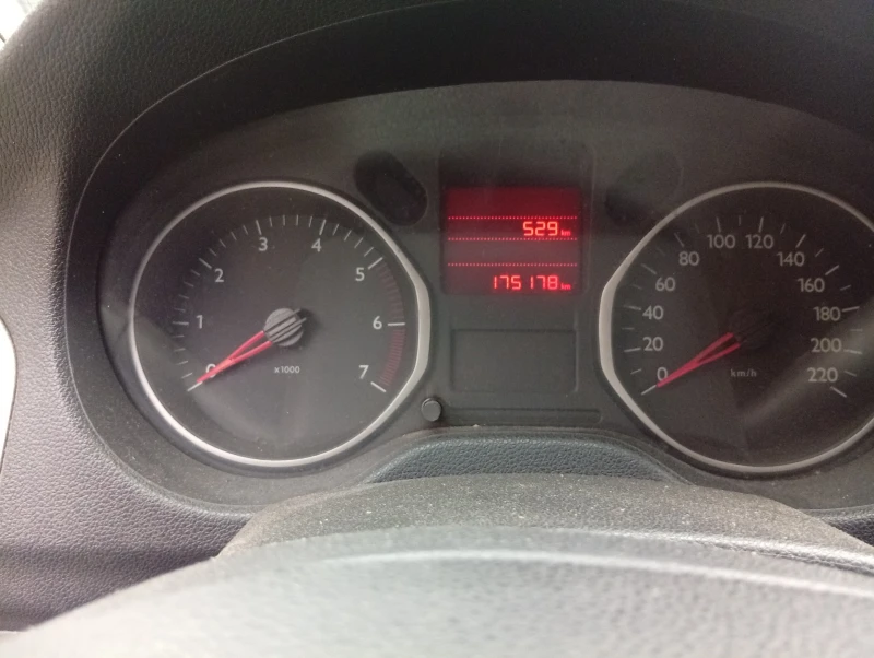 Citroen C-Elysee, снимка 5 - Автомобили и джипове - 52656603