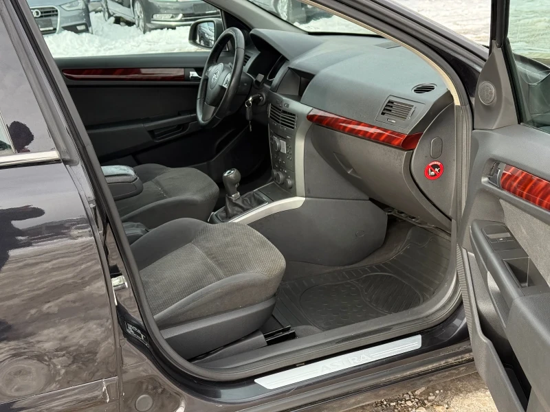 Opel Astra 1.7CDTi 101к.с * Климатроник* , снимка 11 - Автомобили и джипове - 53090185