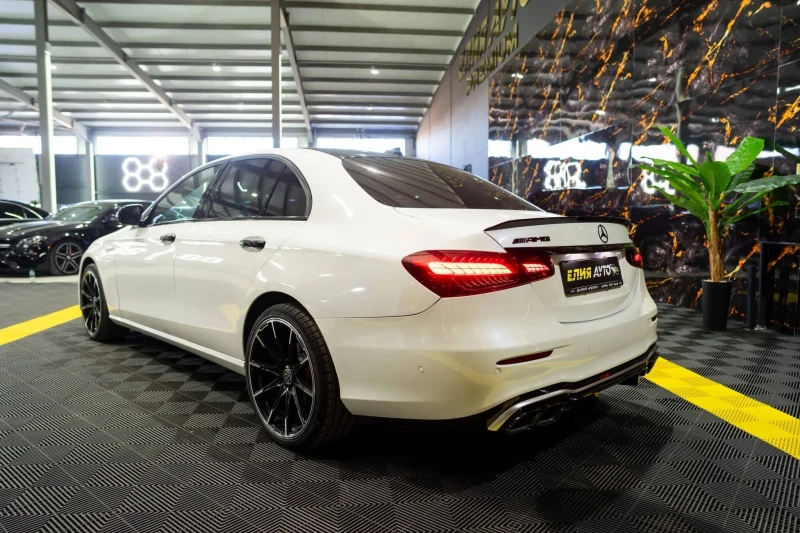 Mercedes-Benz E 220 D FULL AMG LINE FACELIFT BURMEISTER ЛИЗИНГ 100%, снимка 5 - Автомобили и джипове - 53092104