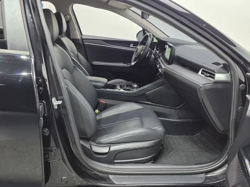 Kia K5 2.0 Prestige, снимка 11 - Автомобили и джипове - 54999886