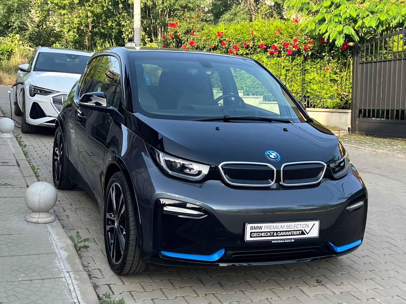 BMW i3 НАЛИЧНА-S -120 Аh-CAMERA-LED-ТЕРМОПОМПА  - изображение 2