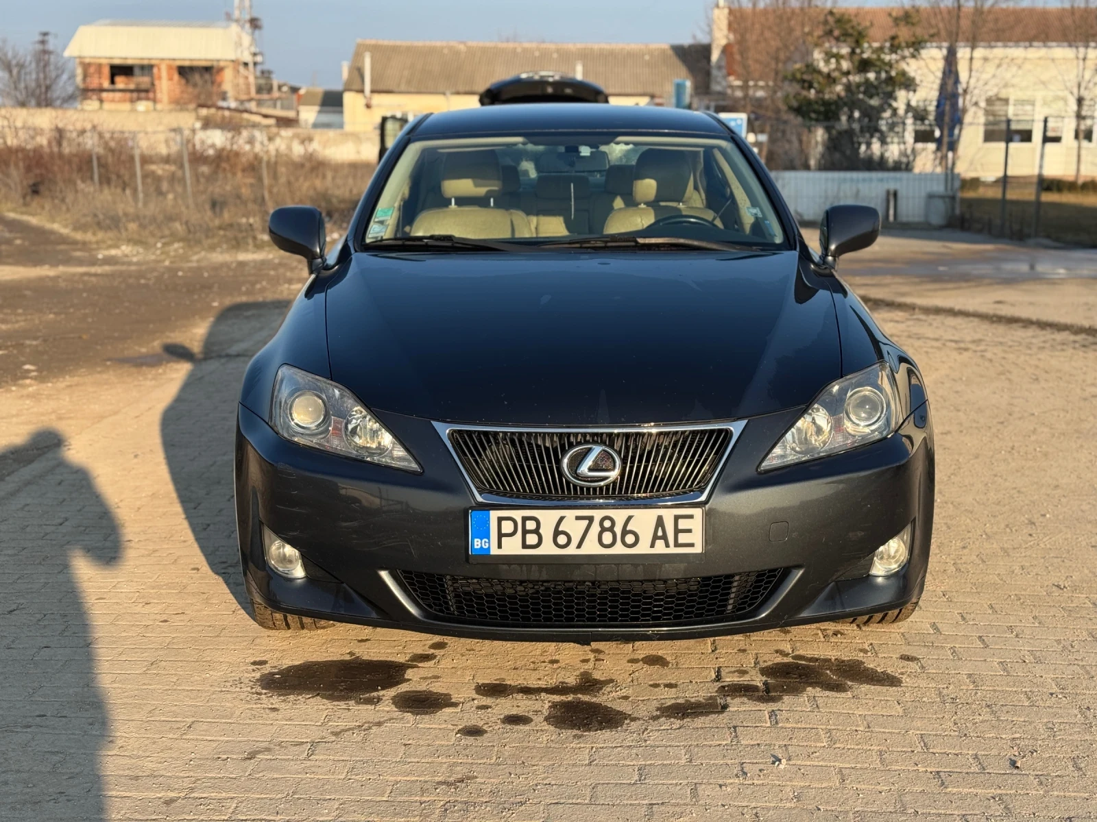 Lexus IS 220d  - изображение 6
